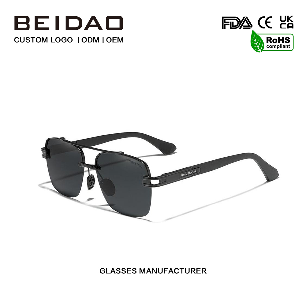 Farebné retro polarizačné okuliare